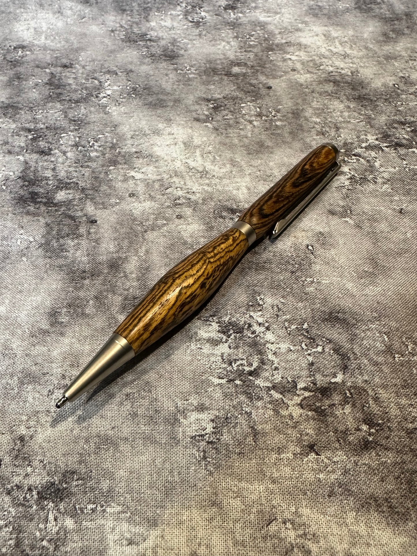 Bocote Twist-to-Retract Pen