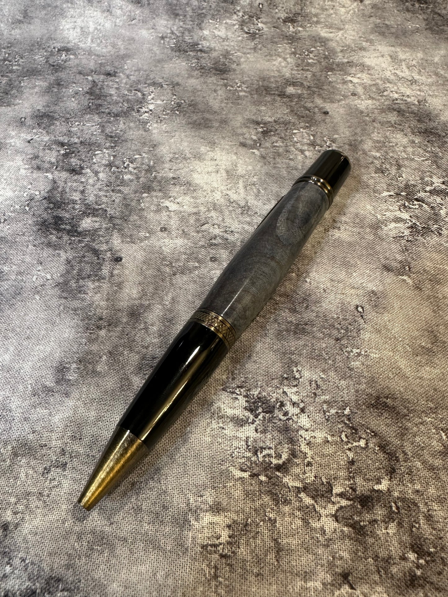 Blue-Gray Figured Maple Twist-to-Retract Pen